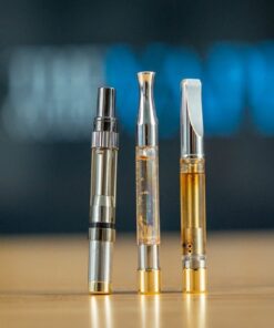 VAPES & CARTRIDGES
